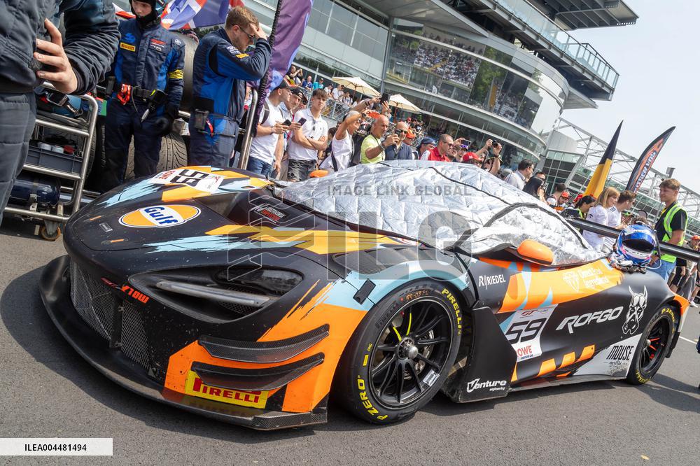 MOTORI - Endurance - GT World Challenge Round 4