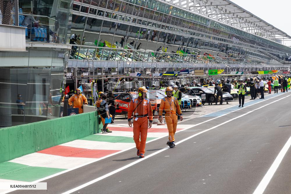 MOTORI - Endurance - GT World Challenge Round 4