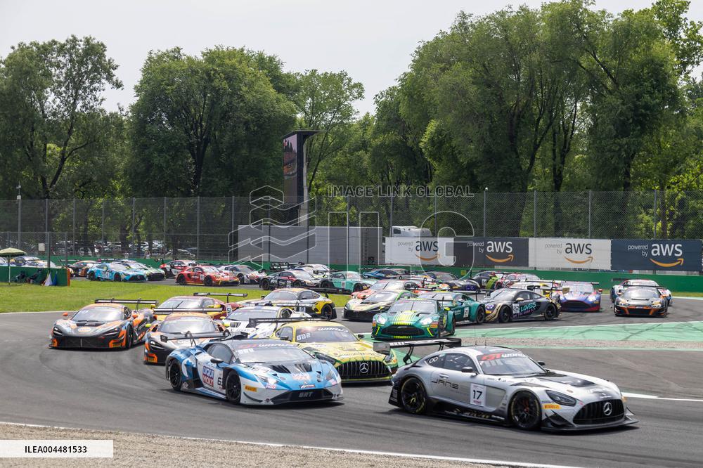 MOTORI - Endurance - GT World Challenge Round 4