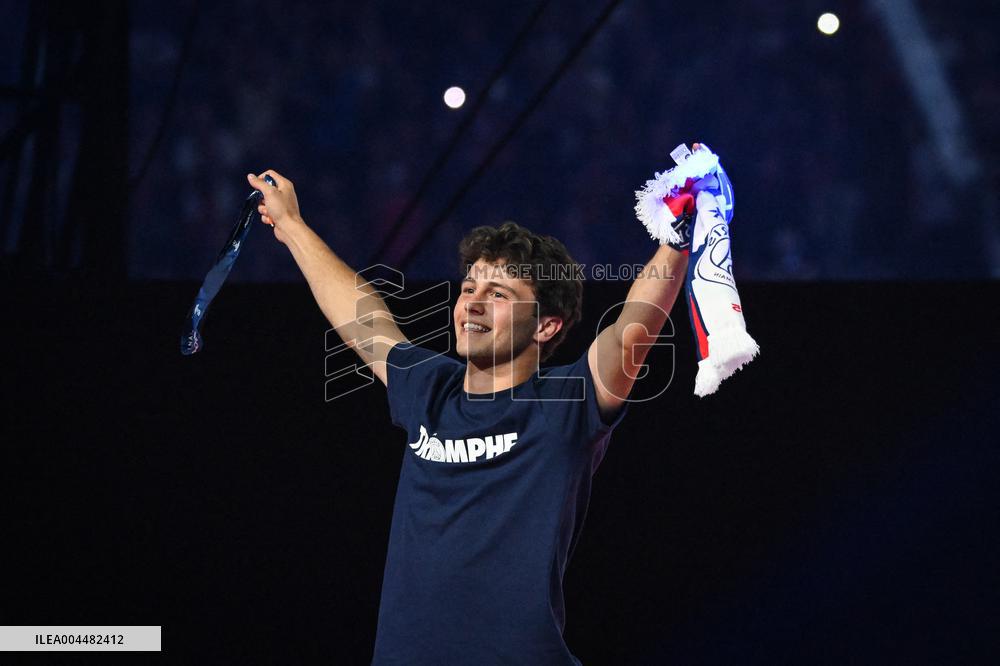 PSG celebrates Champions League trophy at Parc des Princes - FA