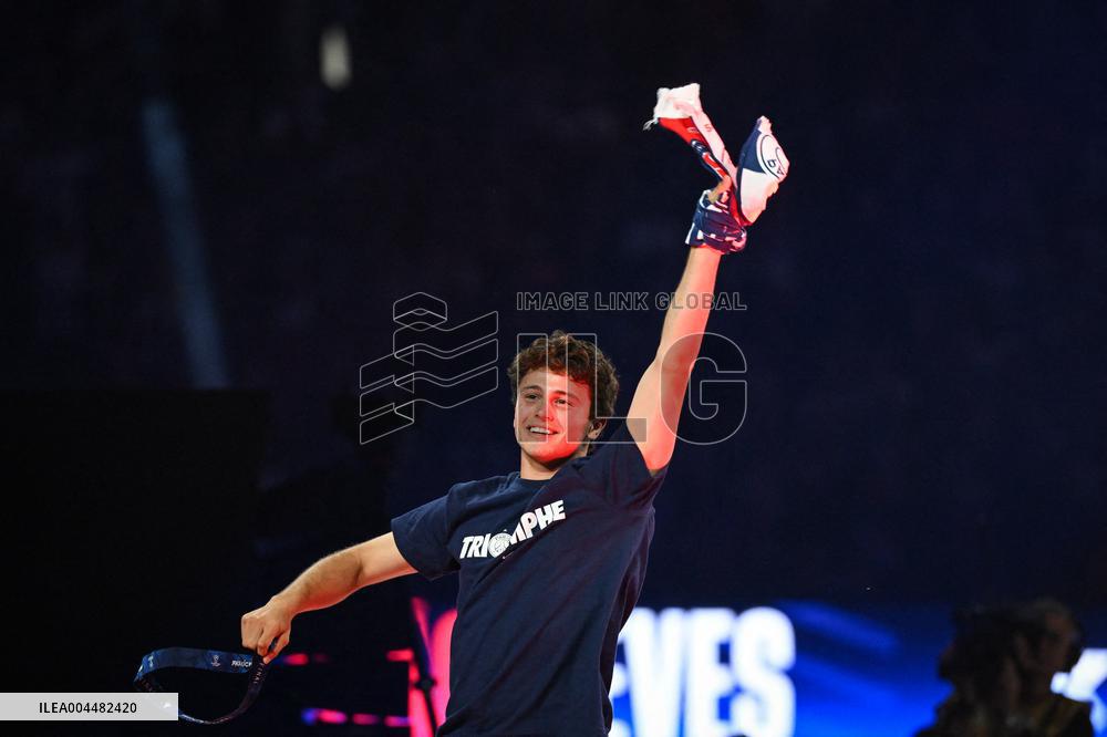 PSG celebrates Champions League trophy at Parc des Princes - FA