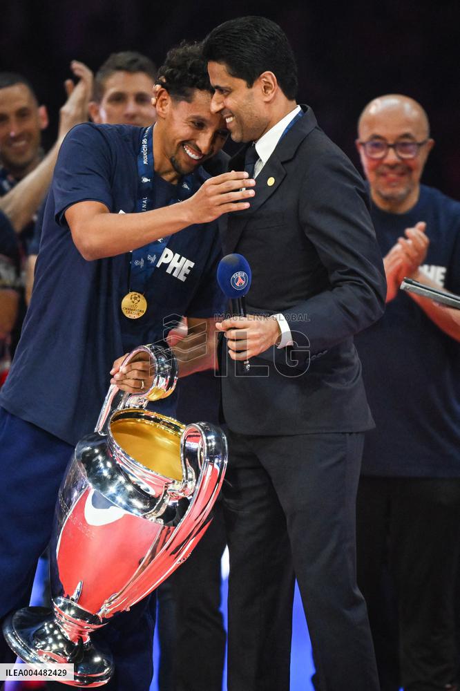 PSG celebrates Champions League trophy at Parc des Princes - FA
