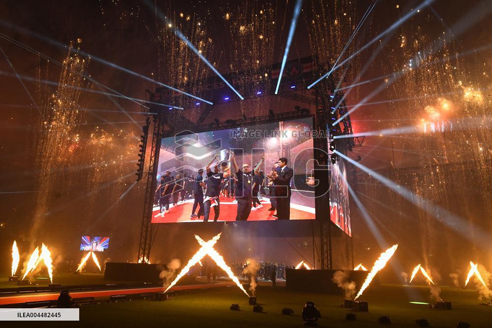 PSG celebrates Champions League trophy at Parc des Princes - FA