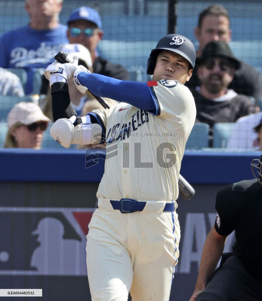Baseball: Yankees vs. Dodgers