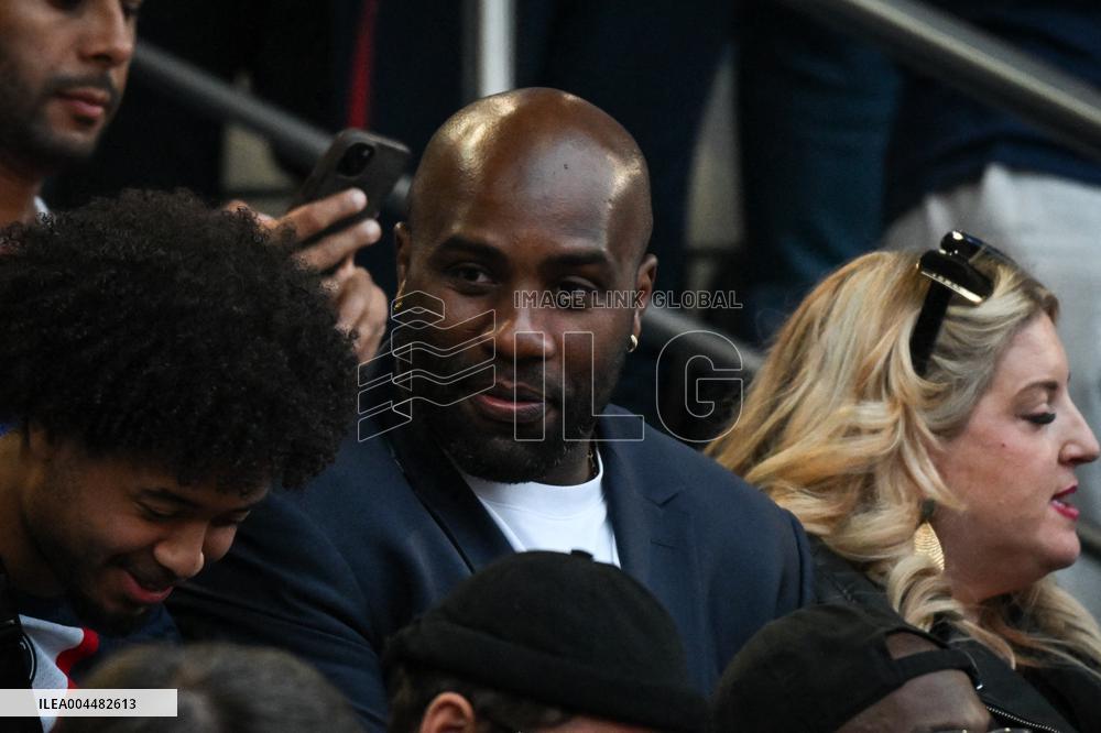 Psg Celebrates Champions League Trophy - Teddy Riner