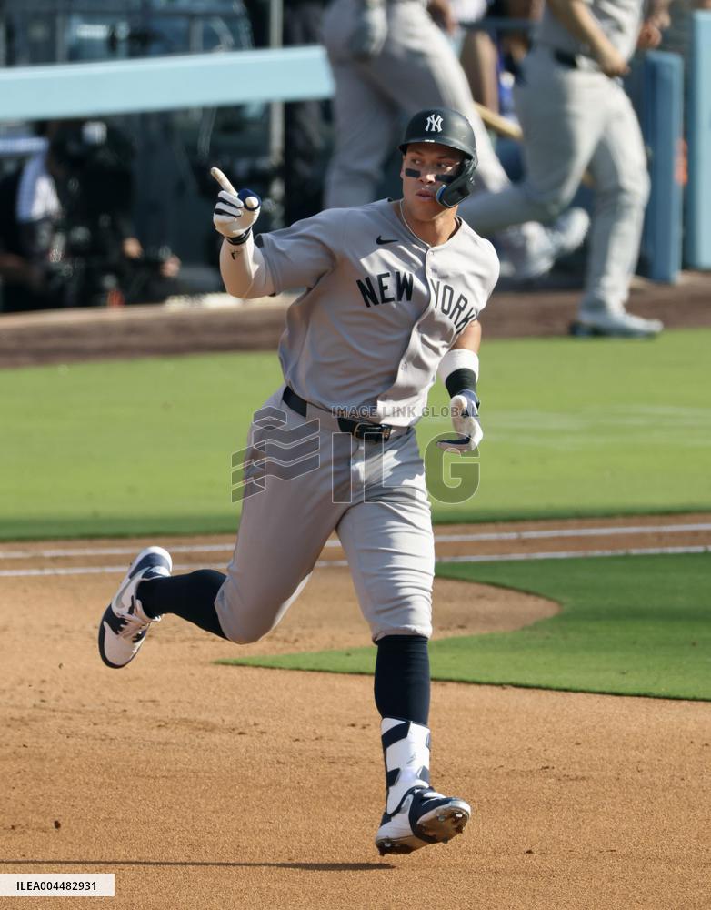 Baseball: Yankees vs. Dodgers