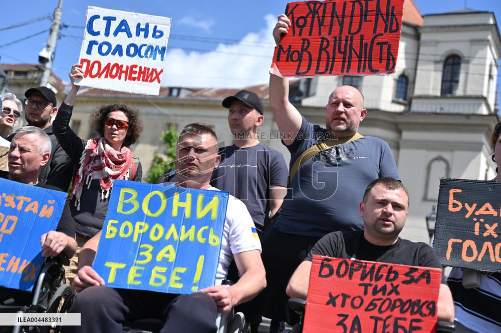 Rally in support of Ukrainian POWs in Lviv