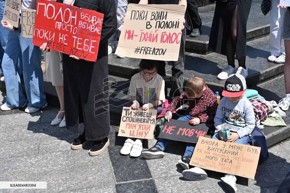 Rally in support of Ukrainian POWs in Lviv