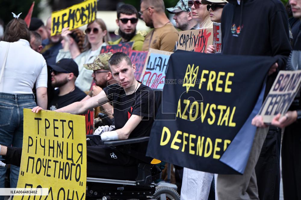 Rally in support of Ukrainian POWs in Lviv