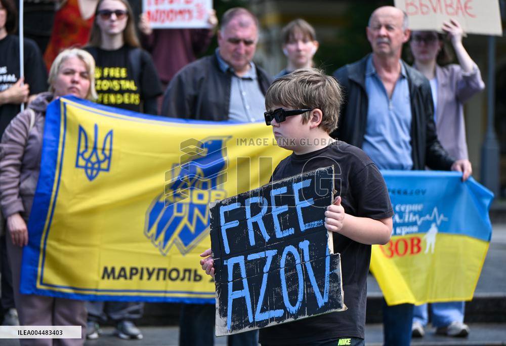 Rally in support of Ukrainian POWs in Lviv