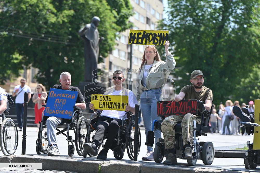 Rally in support of Ukrainian POWs in Lviv