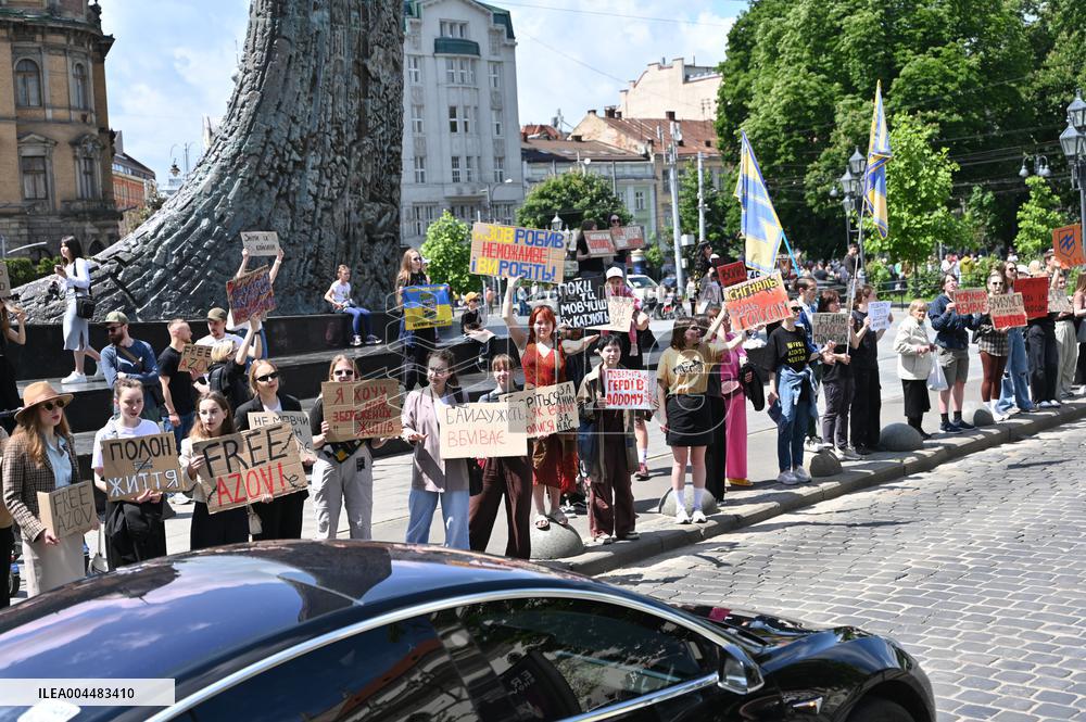 Rally in support of Ukrainian POWs in Lviv