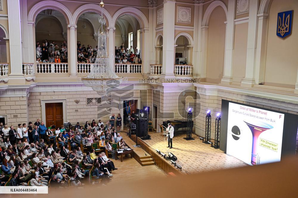 Lecture of Nobel Prize laureate Kip Thorne in Lviv
