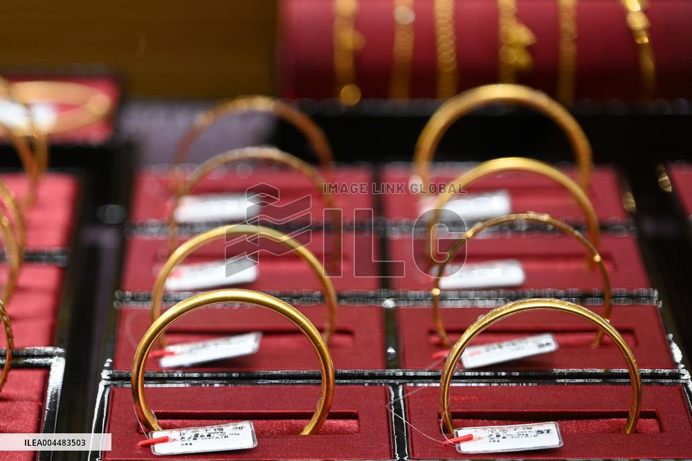 China US Tariff Gold