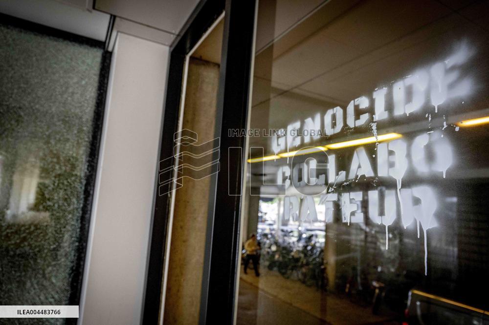 Maersk Office Vandalized by Activists - Rotterdam