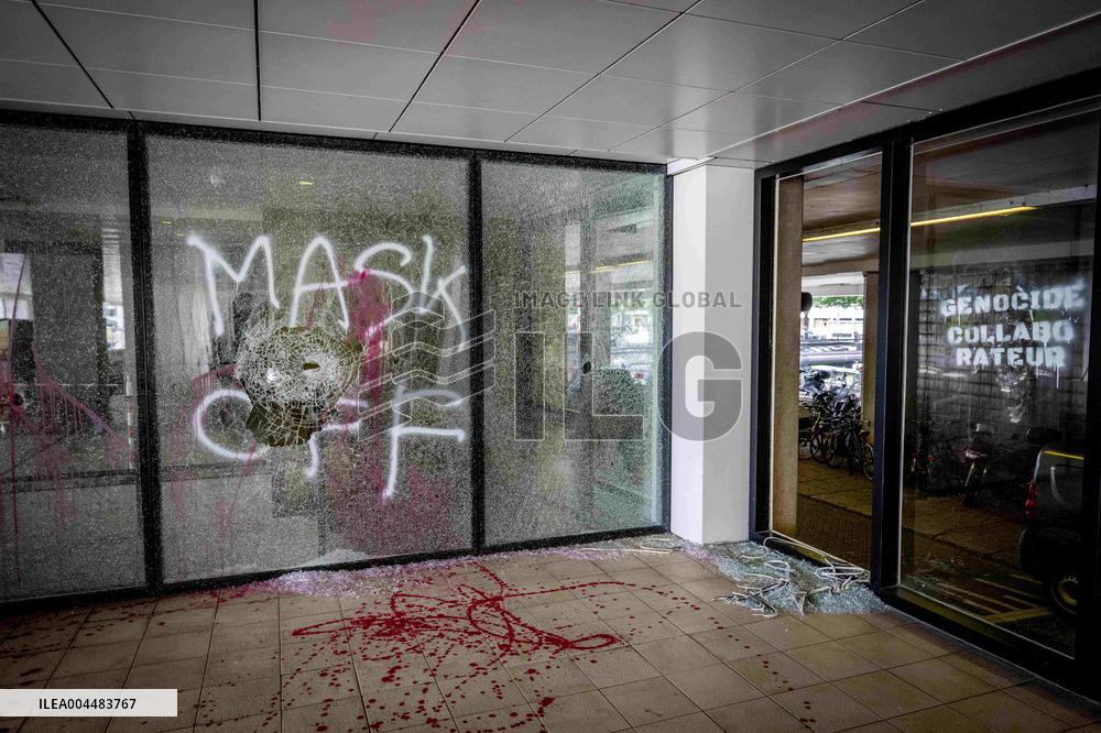 Maersk Office Vandalized by Activists - Rotterdam