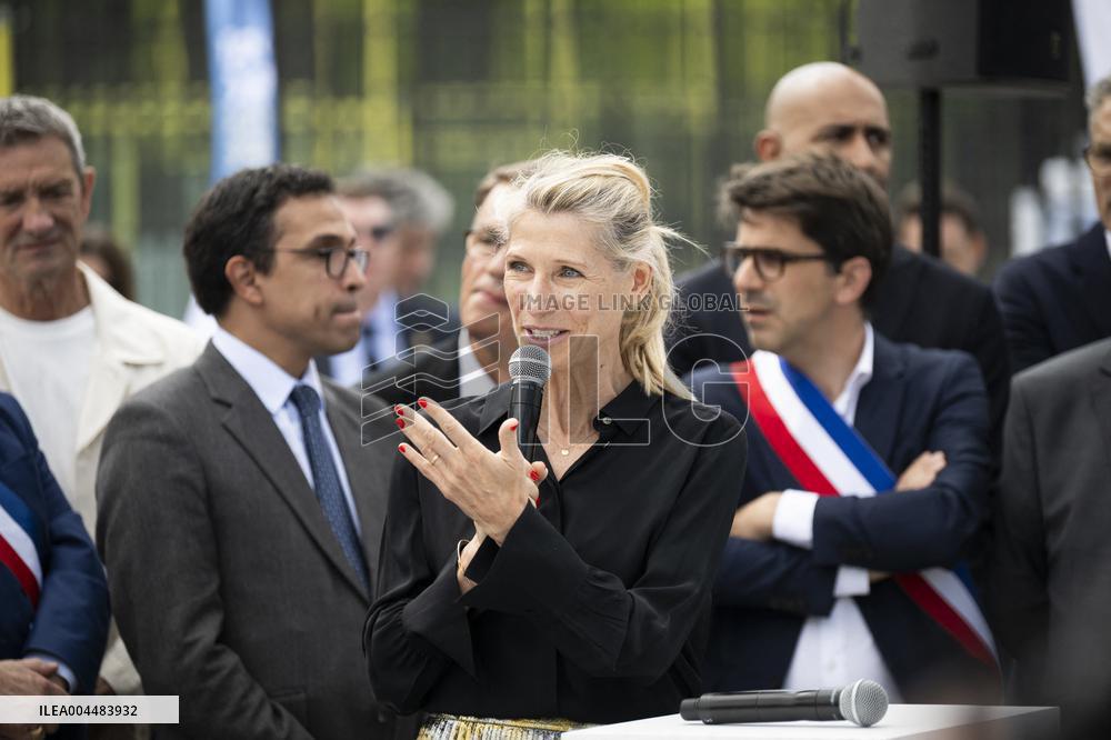 Ministerial Visit To The Olympic Aquatic Centre - Saint Denis