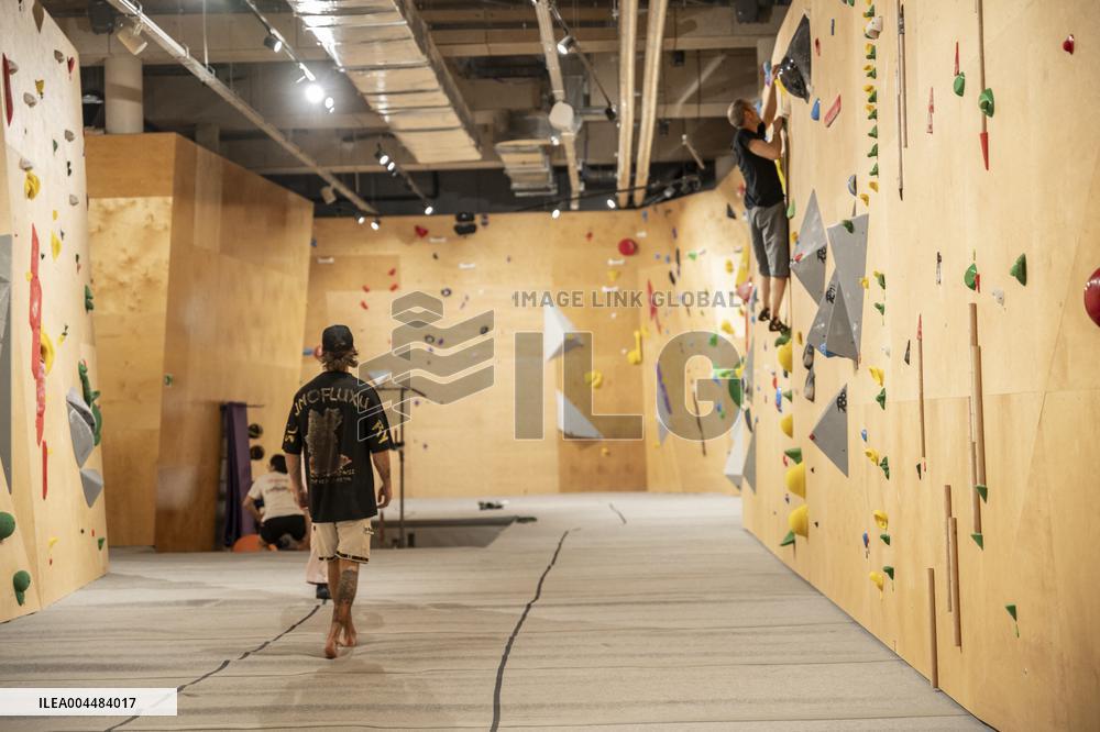 Illustration - Grand Paris Olympic Aquatic Centre