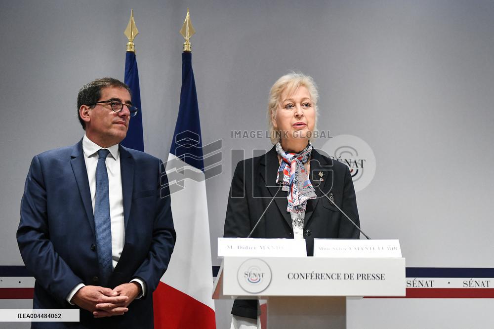 Presser on fast fashion bill at the Senate in Paris - FA