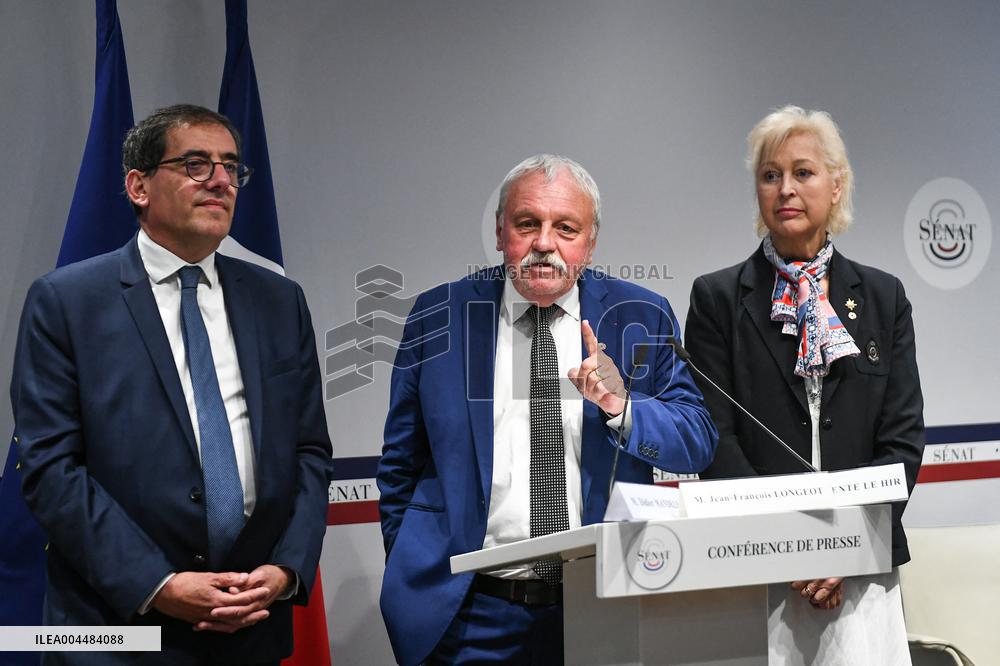 Presser on fast fashion bill at the Senate in Paris - FA