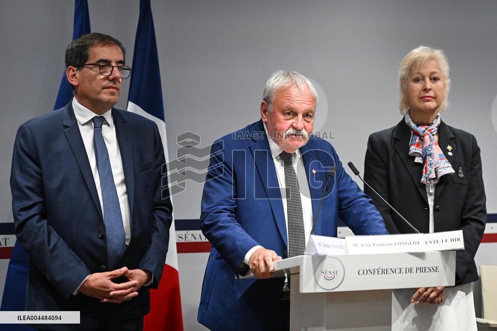 Presser on fast fashion bill at the Senate in Paris - FA