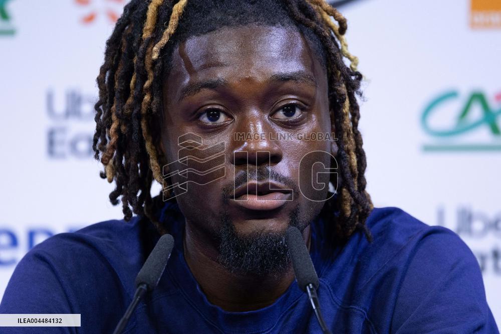 Manu Kone gives a press confenrence - Clairefontaine-en-Yvelines