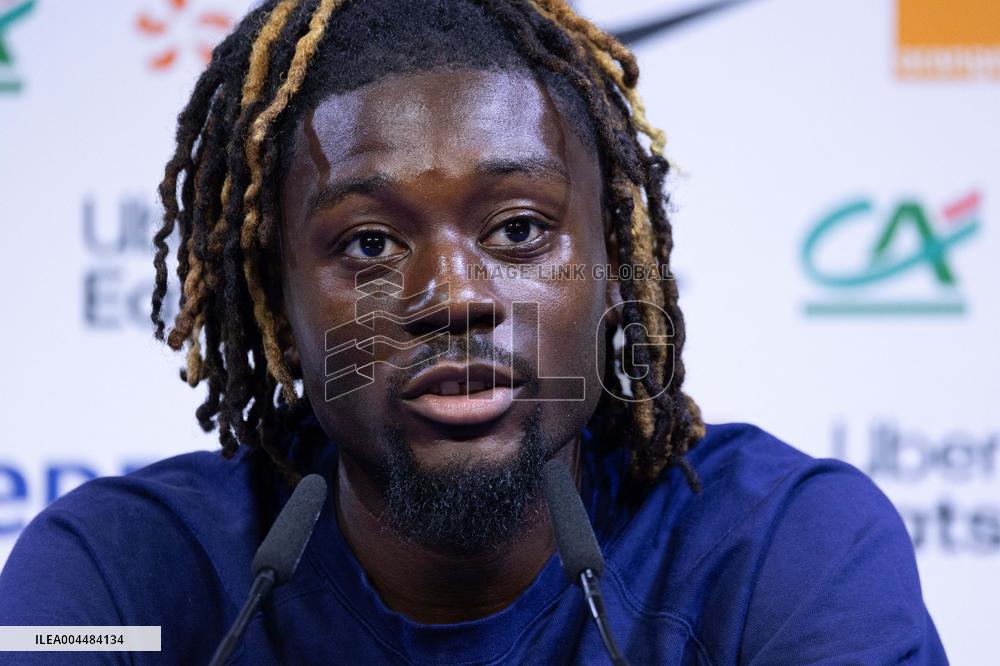 Manu Kone gives a press confenrence - Clairefontaine-en-Yvelines
