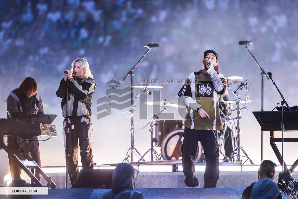 Linkin Park Perform at Final UEFA Champions League - Munich