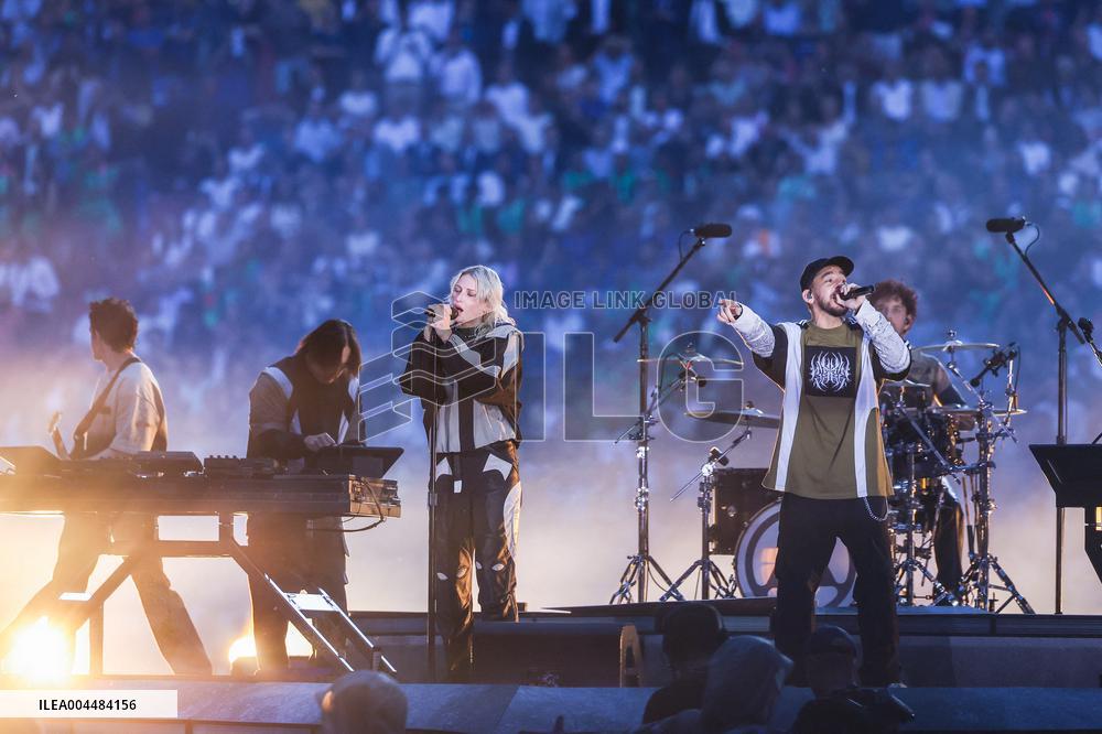 Linkin Park Perform at Final UEFA Champions League - Munich