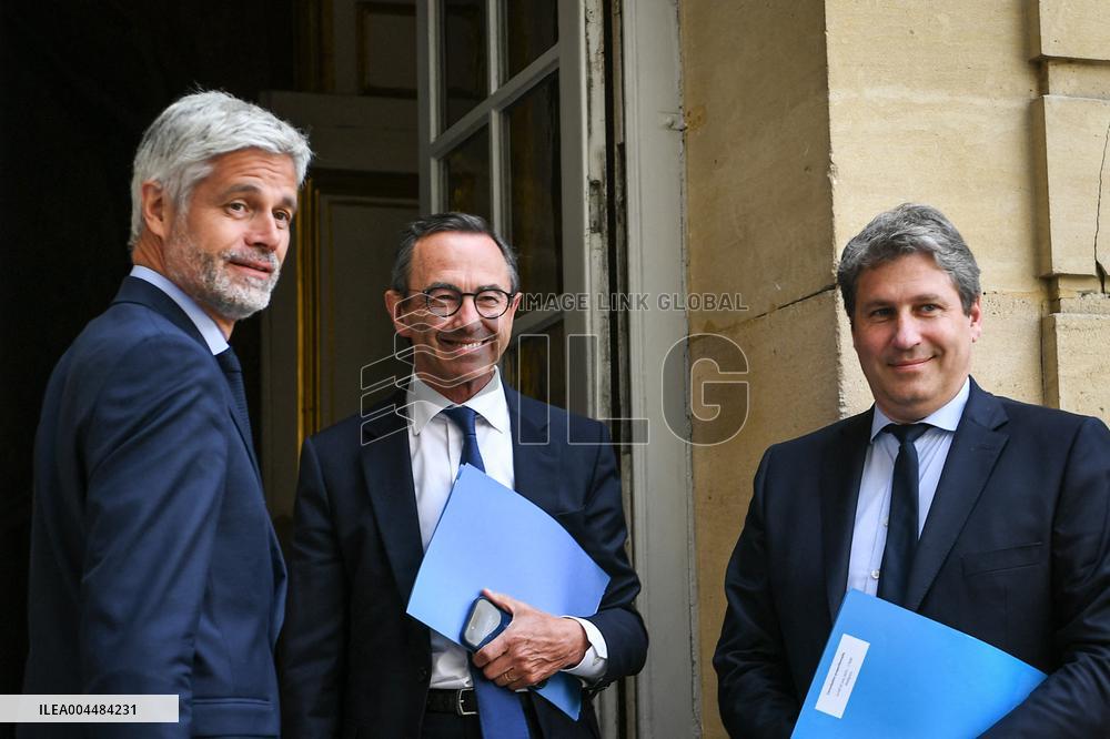 French PM Francois Bayrou meets party leaders in Paris - FA