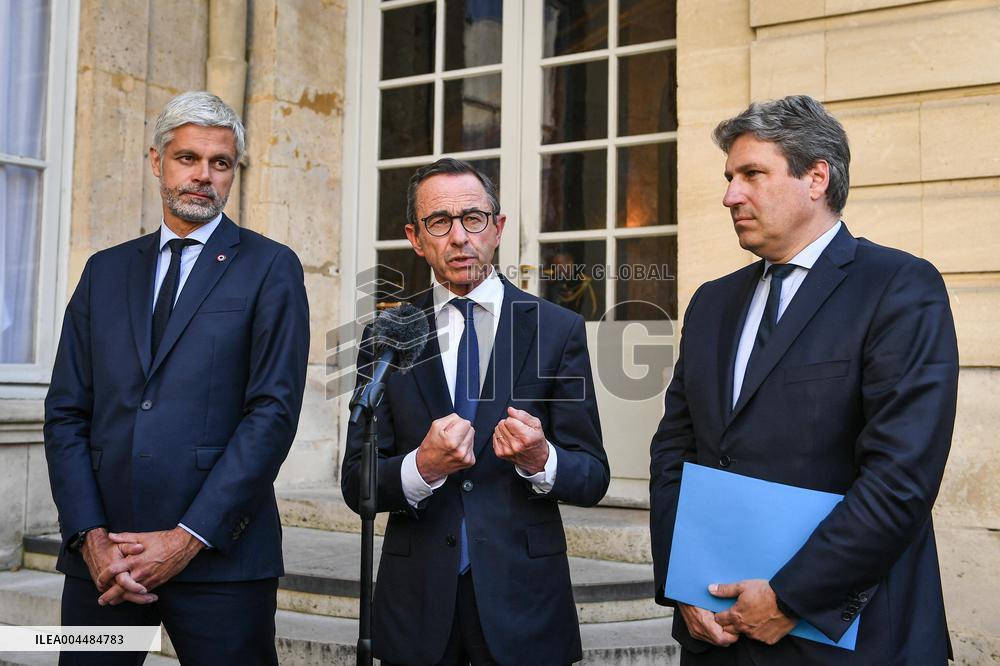 French PM Francois Bayrou meets party leaders in Paris - FA