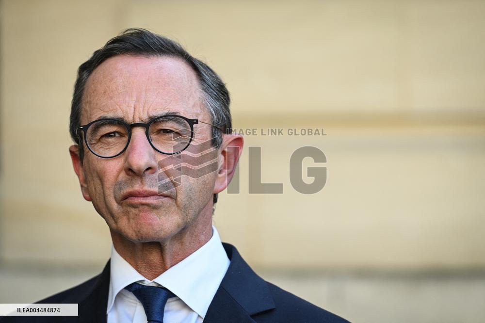 French PM Francois Bayrou meets party leaders in Paris - FA