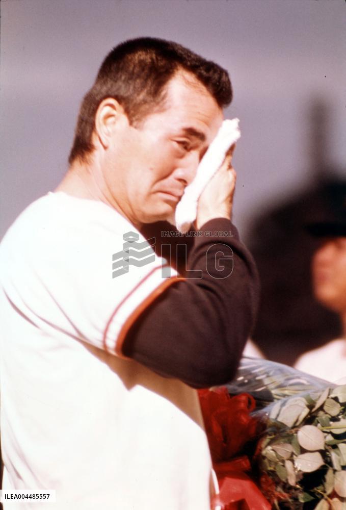 Japanese baseball legend Nagashima dies at 89