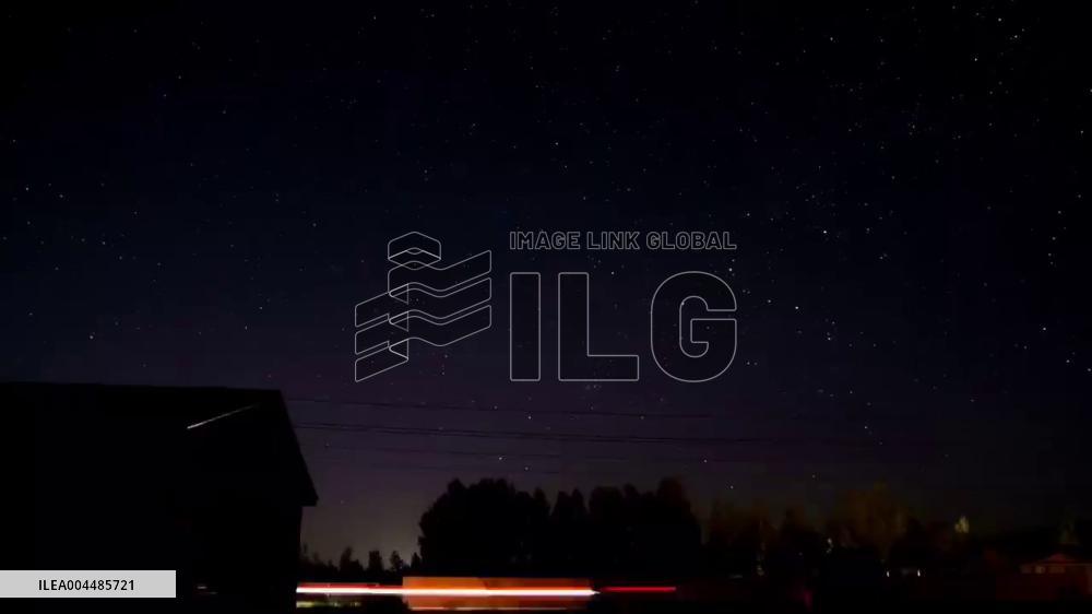 US: Solar Flare Triggers Widespread Aurora Display 2