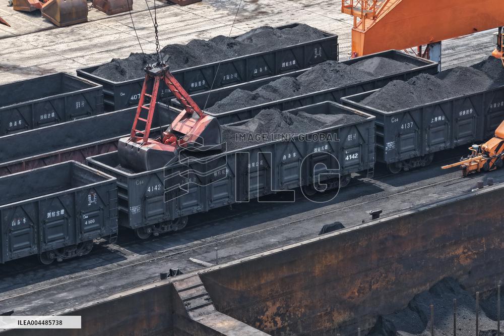 Yangtze River Coal Terminal
