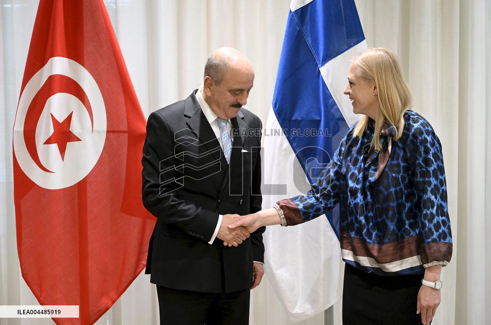 Tunisian Minister of Foreign Affairs Mohamad Ali Naft meets with Finnish Minister for Foreign Affairs Elina Valtonen