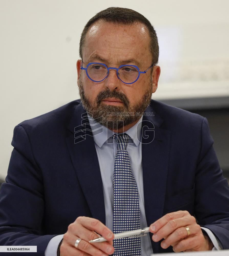 Ministers Visit the House of Sport and Health - Clamart