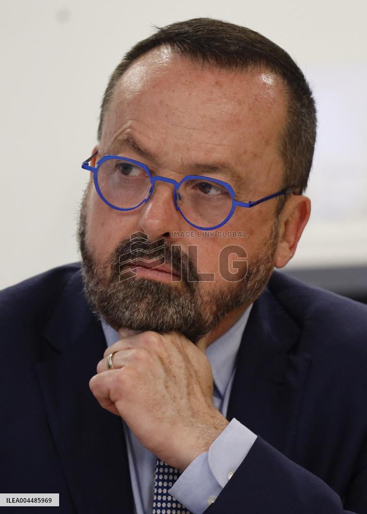 Ministers Visit the House of Sport and Health - Clamart