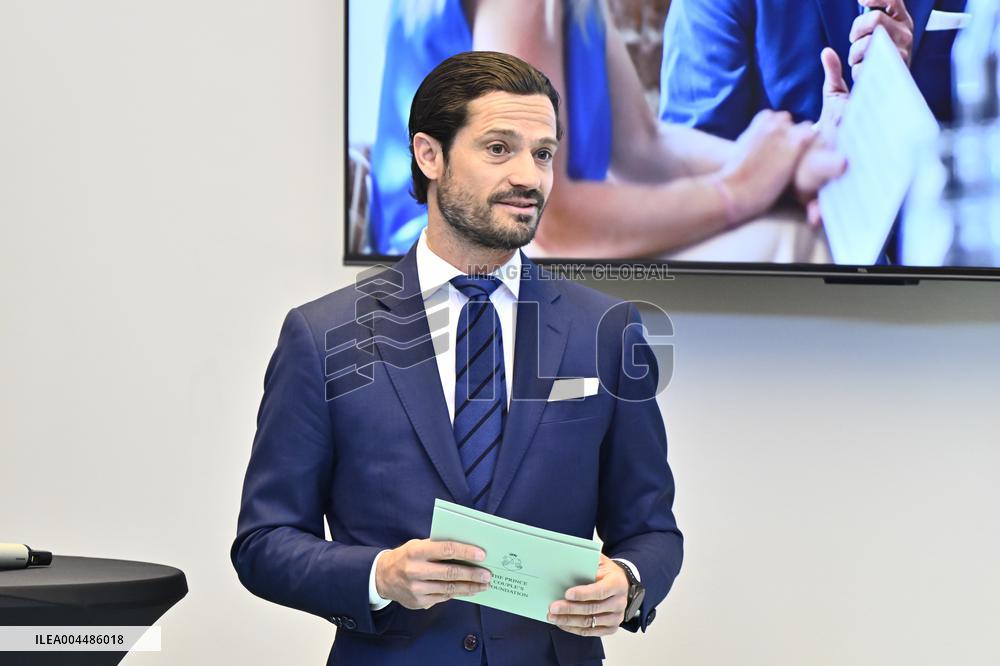 PRINCE CARL PHILIP IN TENSTA