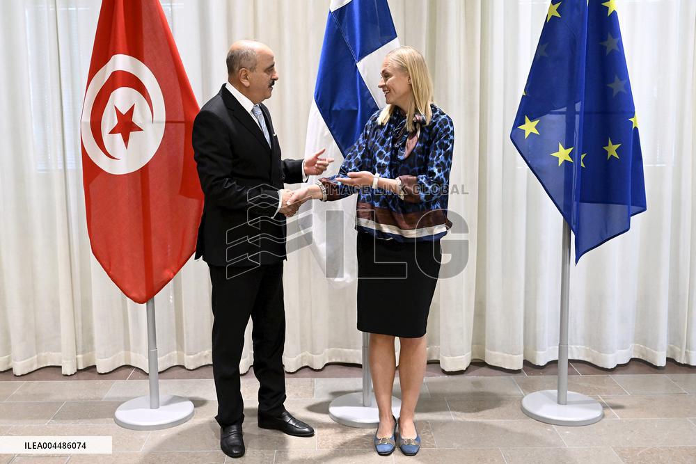 Tunisian Minister of Foreign Affairs Mohamad Ali Naft meets with Finnish Minister for Foreign Affairs Elina Valtonen