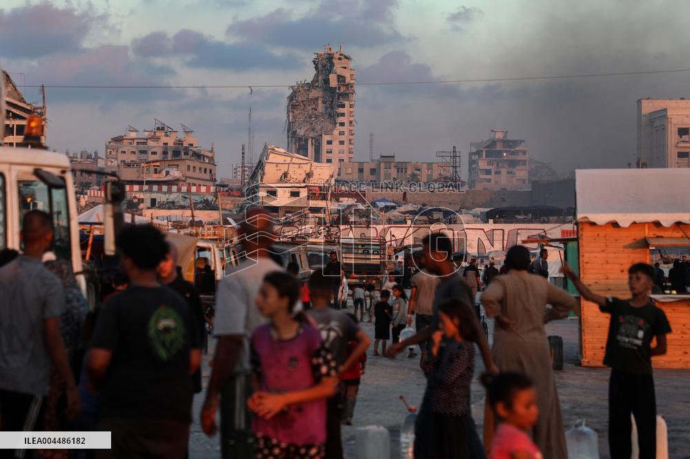 Displaced People In Gaza - Palestine