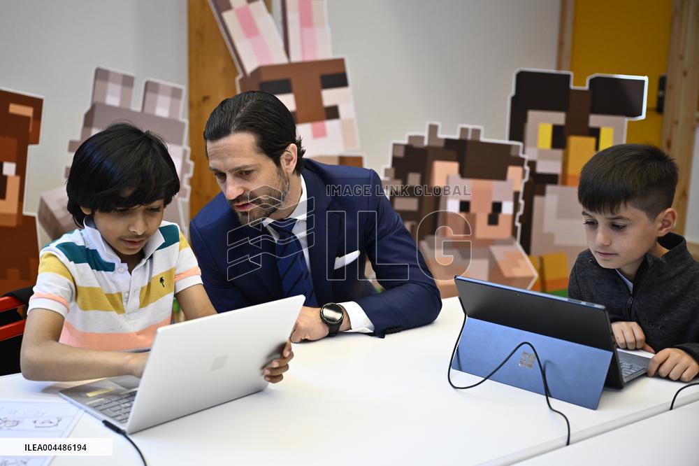 PRINCE CARL PHILIP IN TENSTA