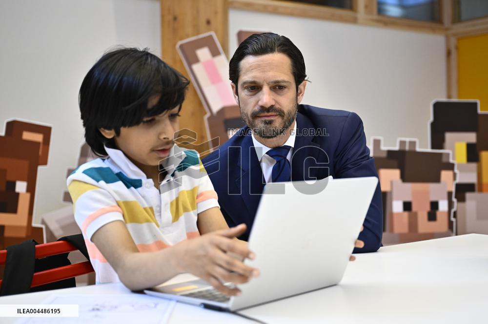 PRINCE CARL PHILIP IN TENSTA