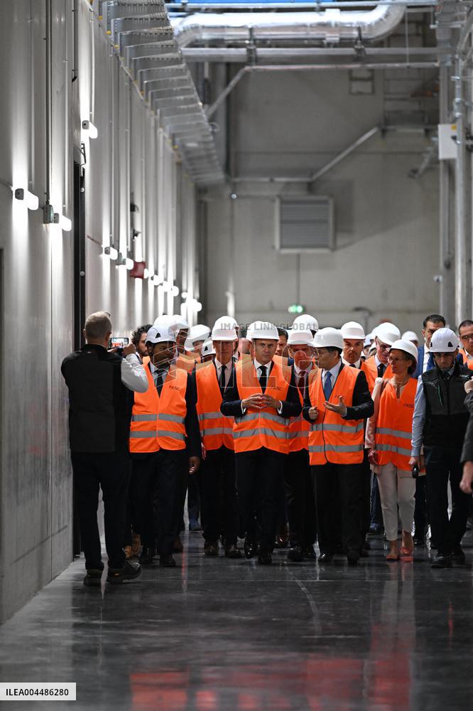 Emmanuel Macron visits the Envision AESC - Douai