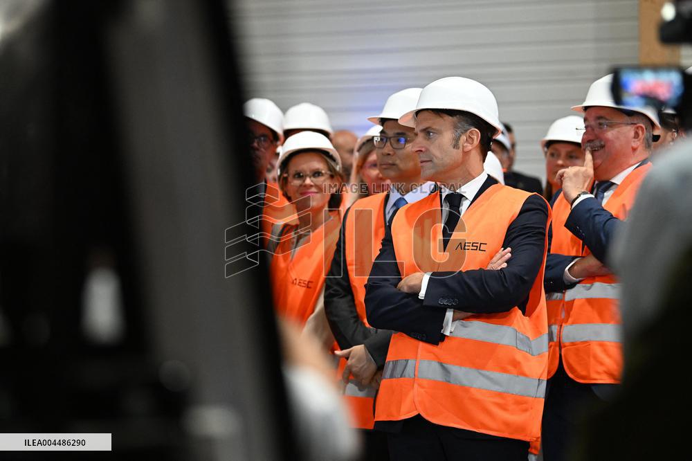 Emmanuel Macron visits the Envision AESC - Douai
