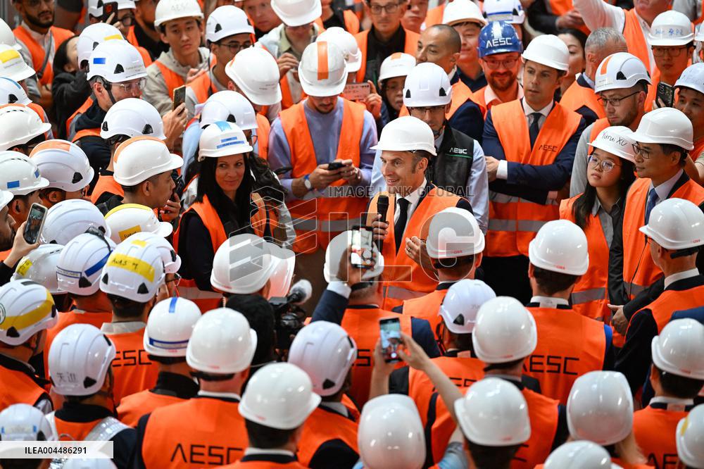 Emmanuel Macron visits the Envision AESC - Douai
