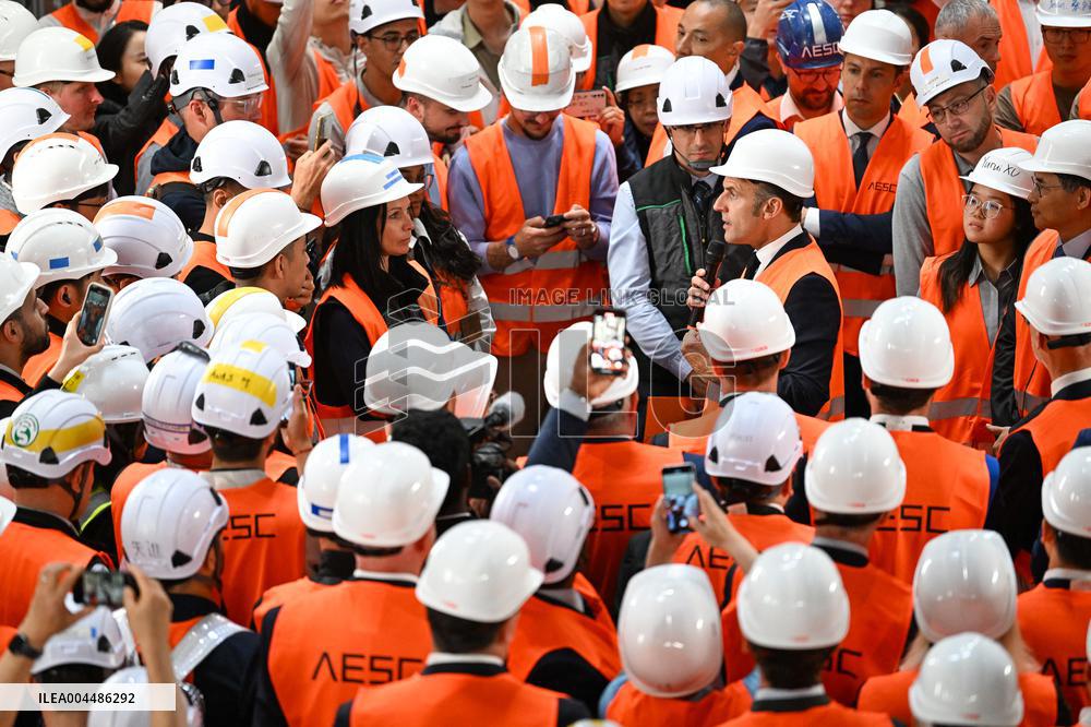Emmanuel Macron visits the Envision AESC - Douai