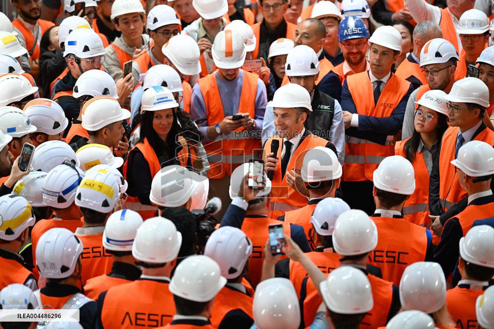 Emmanuel Macron visits the Envision AESC - Douai