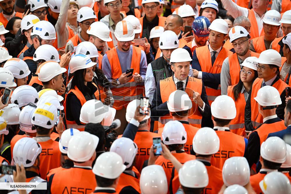 Emmanuel Macron visits the Envision AESC - Douai