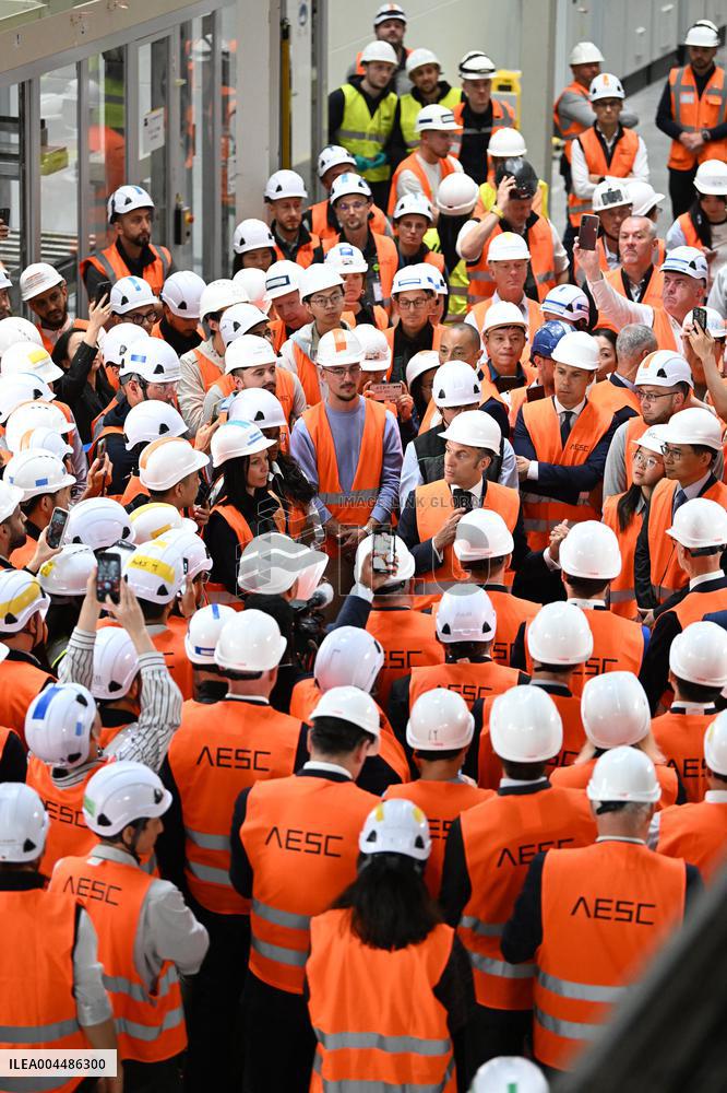 Emmanuel Macron visits the Envision AESC - Douai